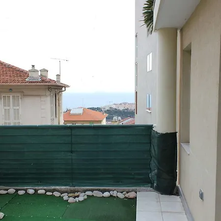 Aux Portes De Monaco *